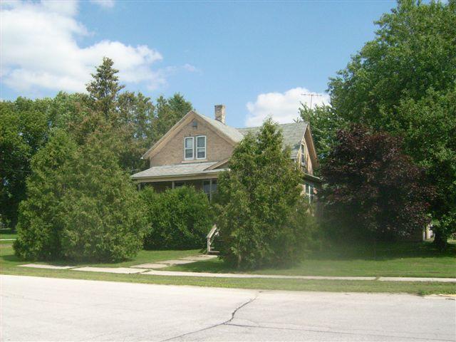 316 N 6th St., Reedsville, WI 54230