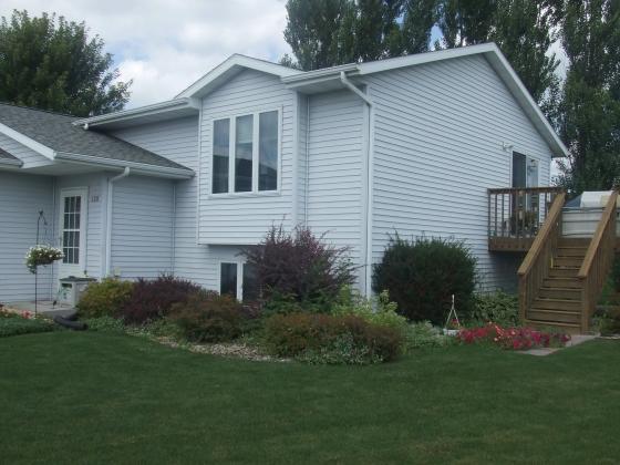 128 Scenic Ct., West Salem, WI 54669