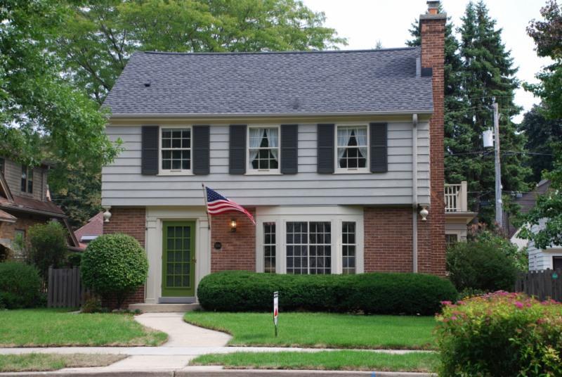 5340 N Santa Monica Blvd., Whitefish Bay, WI 53217