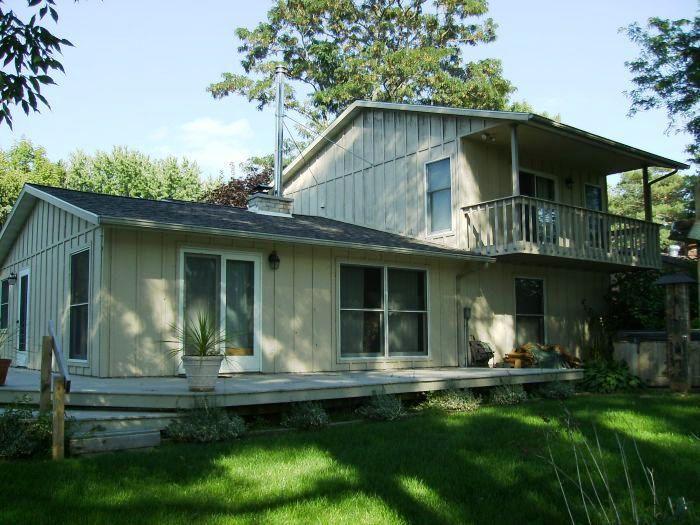 W7963 N Shore Dr, Onalaska, WI 54650