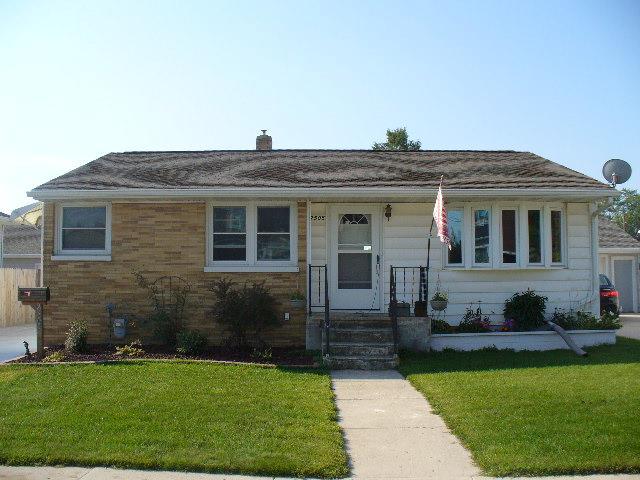 2505 16th St., Two Rivers, WI 54241