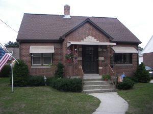 1417 S 22nd St., Manitowoc, WI 54220