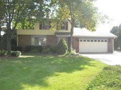 N25W22463 Ridgewood Ln., Pewaukee, WI 53186