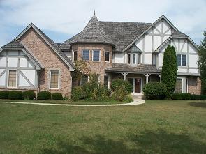 118 E Ironwood Ln., Mequon, WI 53092