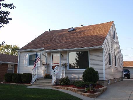 1328 Blake Ave., South Milwaukee, WI 53172