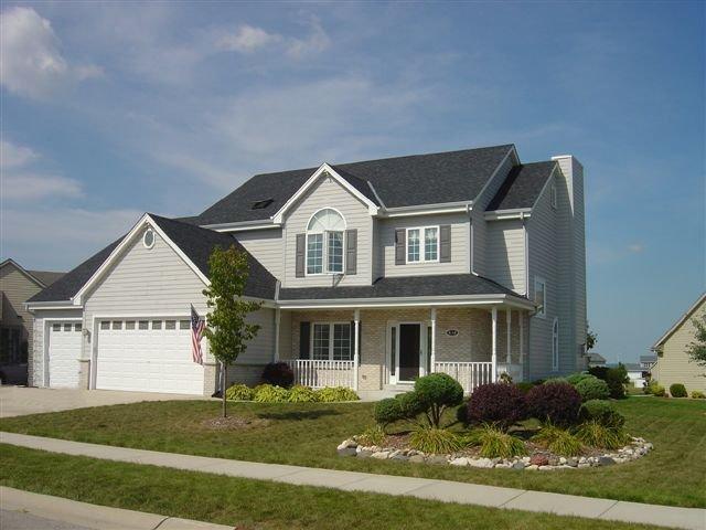 838 W Juniper Ln., Hartford, WI 53027