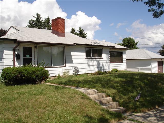 5028 W Dakota St., Milwaukee, WI 53219