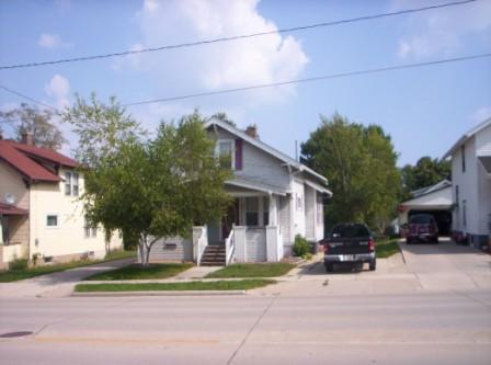 921 S 21st St., Manitowoc, WI 54220