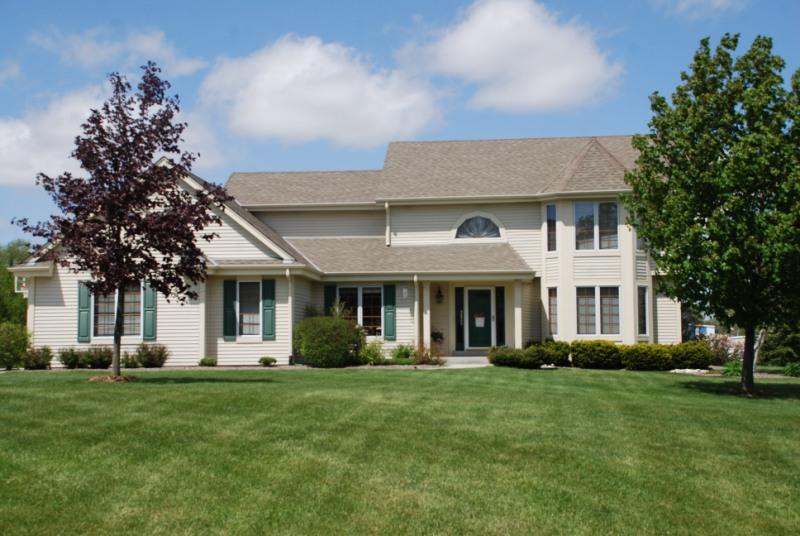 4536 Amber Pl., West Bend, WI 53095