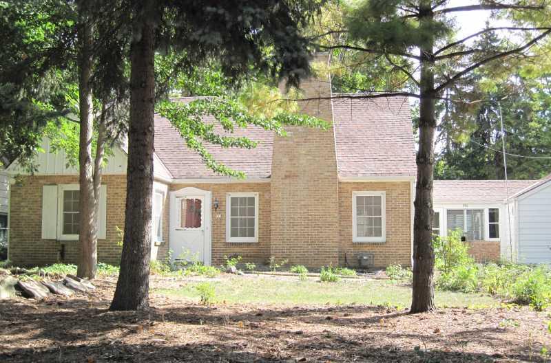 550 N 117th St., Wauwatosa, WI 53226