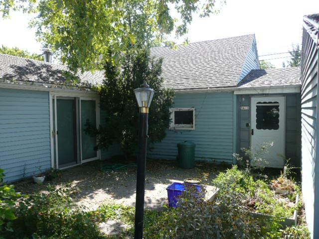 3413 W Ramsey Ave., Greenfield, WI 53221