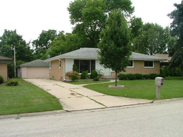 1763 Poplar Ave., South Milwaukee, WI 53172
