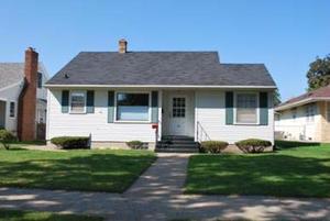 332 S 24th St, La Crosse, WI 54601