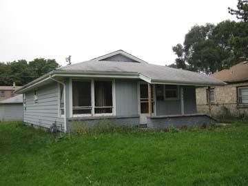 5864 N 80th St., Milwaukee, WI 53218