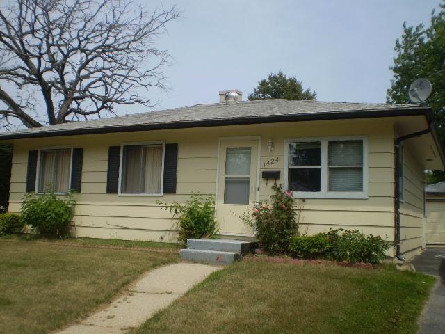 1424 87th St., Kenosha, WI 53143