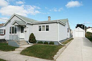 921 S.25th St., Manitowoc, WI 54220