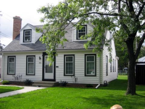 4653 S Pine Ave., Milwaukee, WI 53207