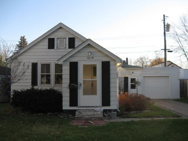 1634 Travis, La Crosse, WI 54601