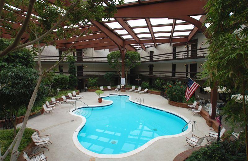 5200 S Tuckaway Blvd. #264D, Greenfield, WI 53221