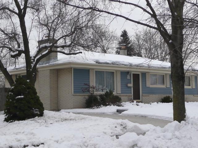W147N8278 Manchester Dr., Menomonee Falls, WI 53051