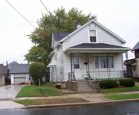 914 S 23rd St., Manitowoc, WI 54220