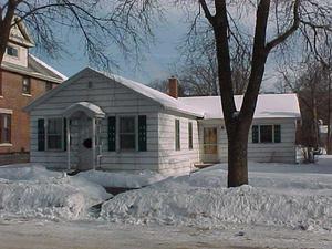 1211 6th St., La Crosse, WI 54601