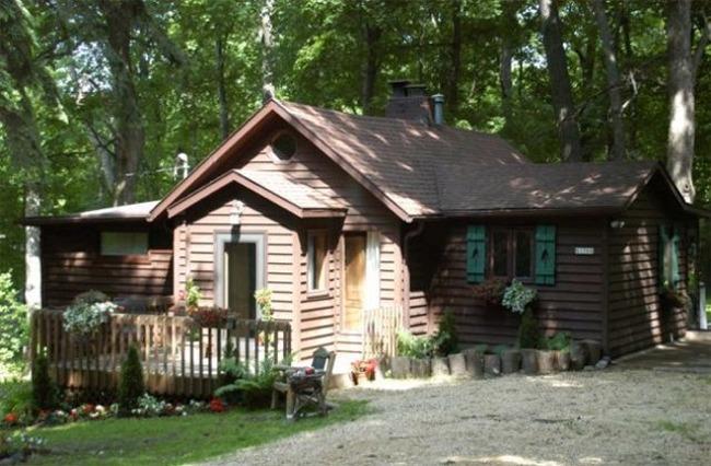 1366 N Sunnyside, Linn, WI 53125