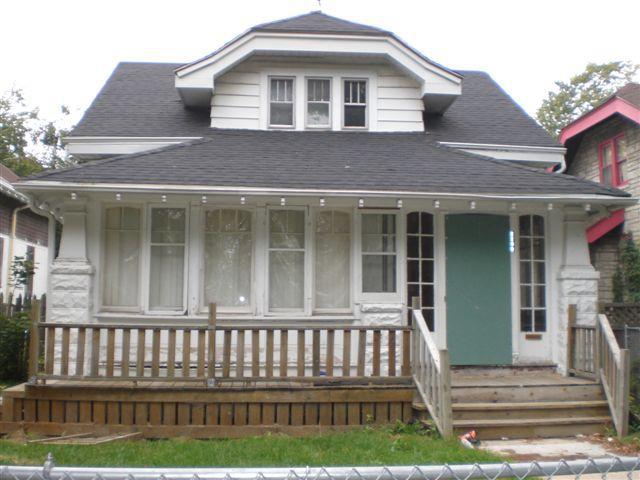 2209 N 49th St., Milwaukee, WI 53208