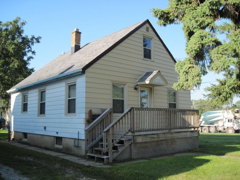 3209 E Mallory Ave., Cudahy, WI 53110