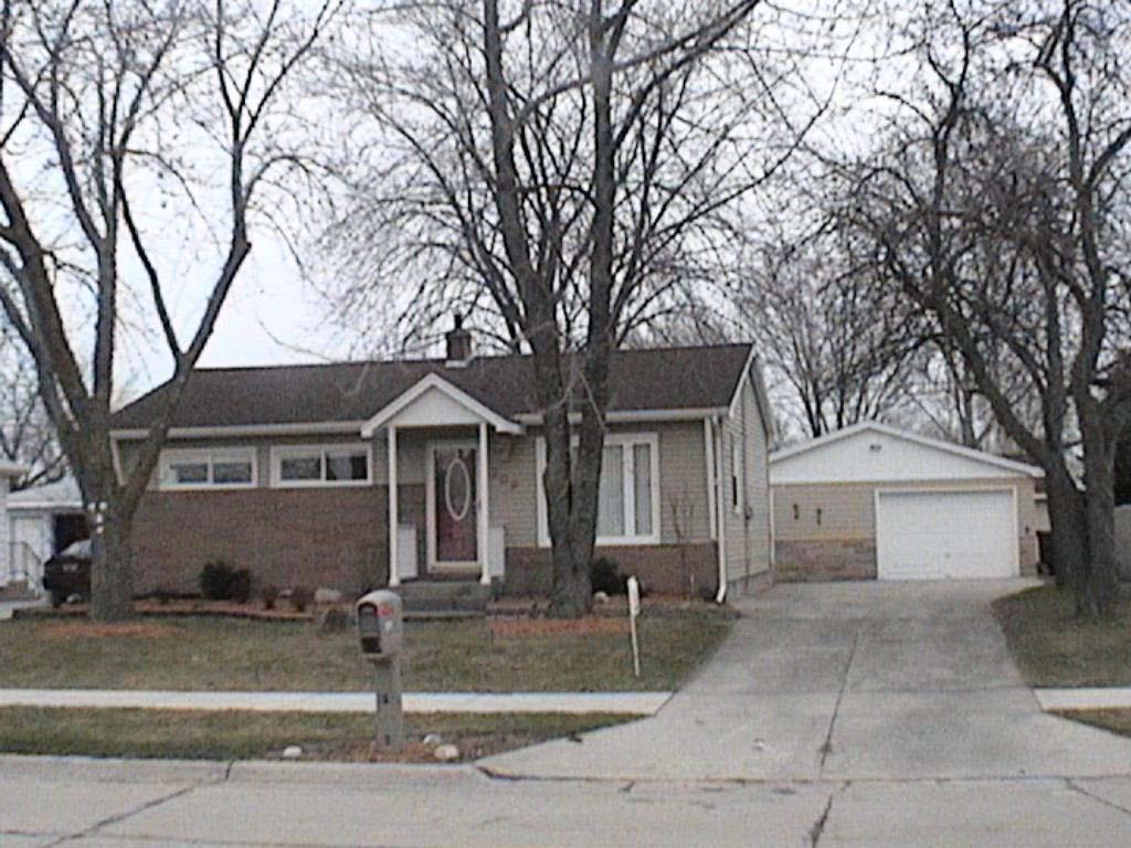 209 15th Ave., South Milwaukee, WI 53172