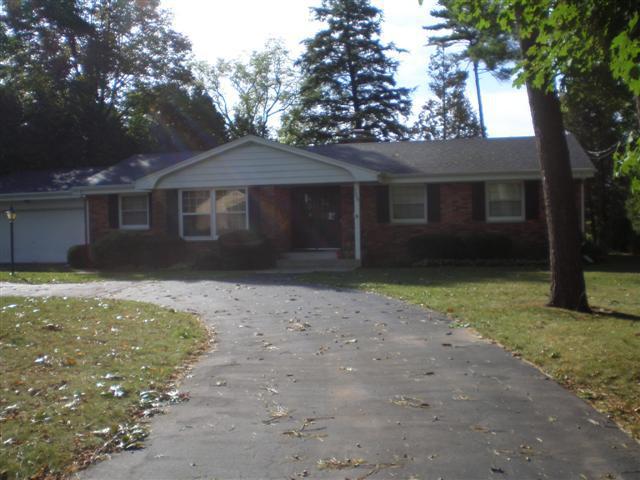 5005 River Heights Dr., Manitowoc, WI 54220