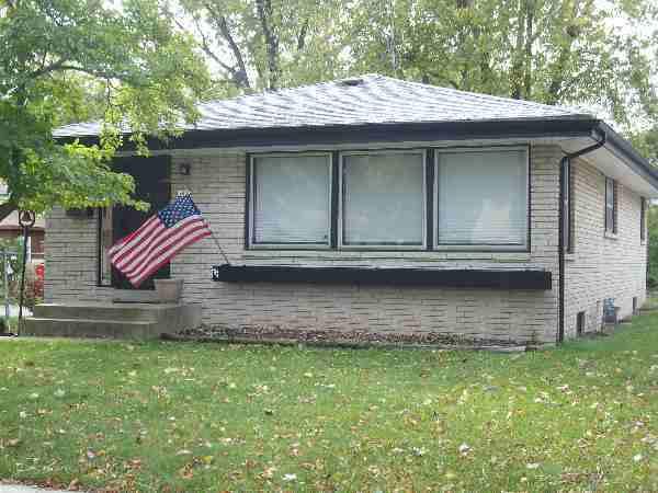 5833 N 82nd St., Milwaukee, WI 53218