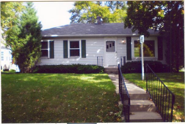 11402 W Wisconsin Ave, Wauwatosa, WI 53226