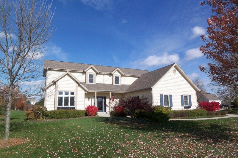 W262N2467 Deer Haven Dr., Pewaukee, WI 53072