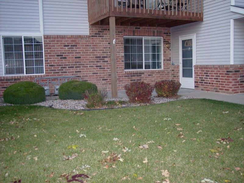 205 W Aspen Ct. #7, Oak Creek, WI 53154