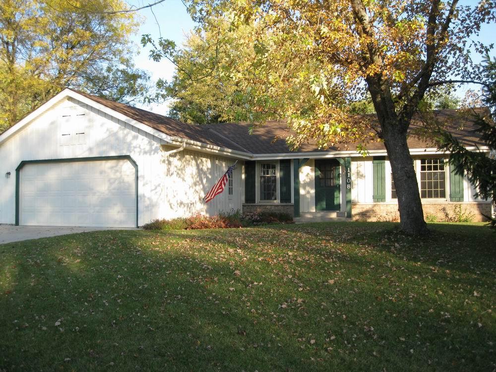 1108 Rainbow Ct., Mukwonago, WI 53149