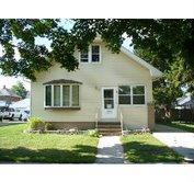 6032 32nd Ave, Kenosha, WI 53142