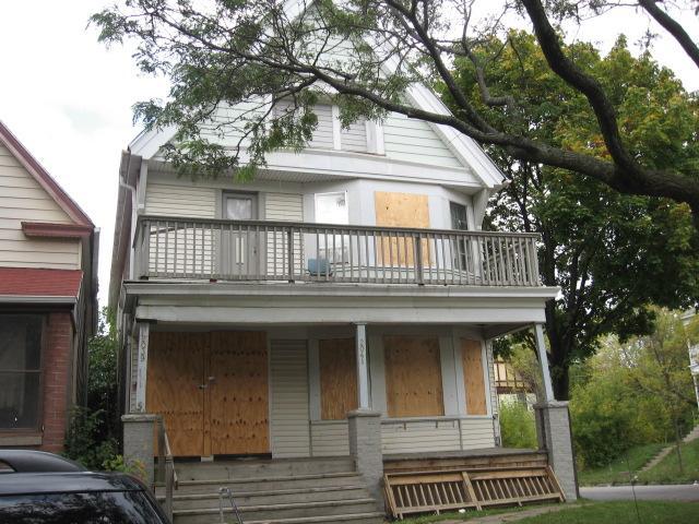 2039 N 40th St. #2041, Milwaukee, WI 53208