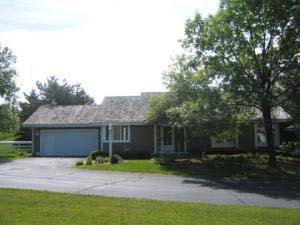 2832 C Madison, Waukesha, WI 53188