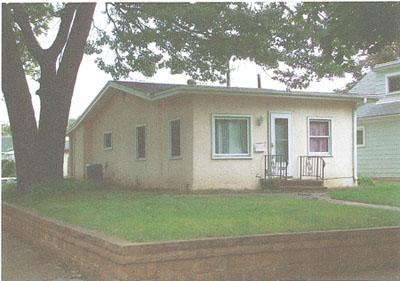 1722 East Ave., La Crosse, WI 54601