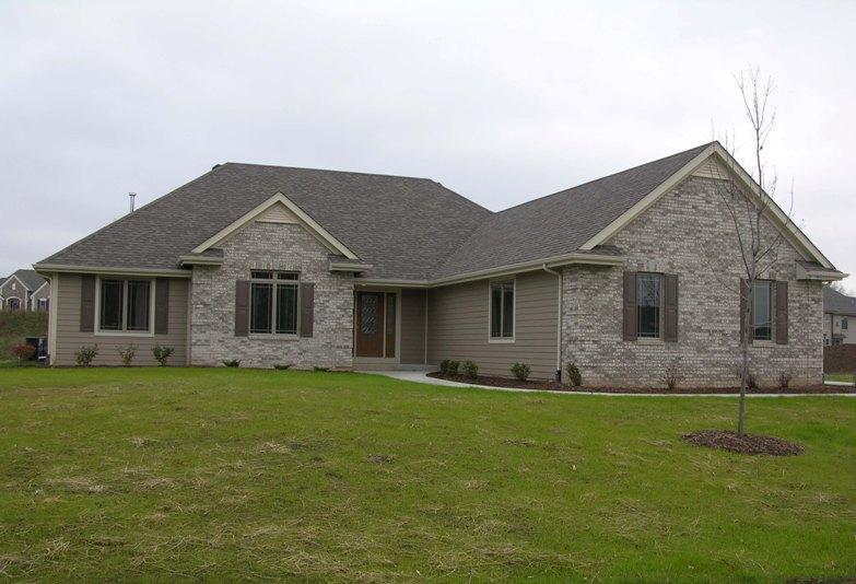 W134N6286 Windrift Pass, Menomonee Falls, WI 53051