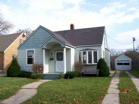 7623 28th Ave., Kenosha, WI 53143