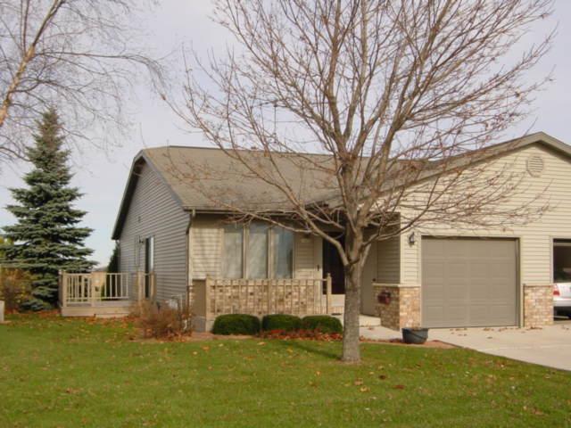 1402 Dutch Ct., Oostburg, WI 53070