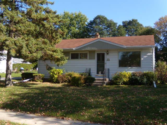 W54N276 Van Buren Dr., Cedarburg, WI 53012