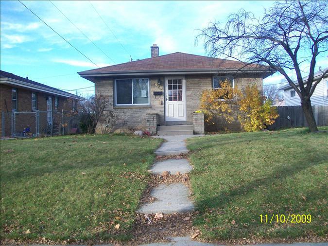 922 E Bolivar Ave., Milwaukee, WI 53207