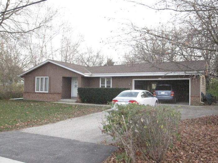 9701 W Barnard, Greenfield, WI 53228