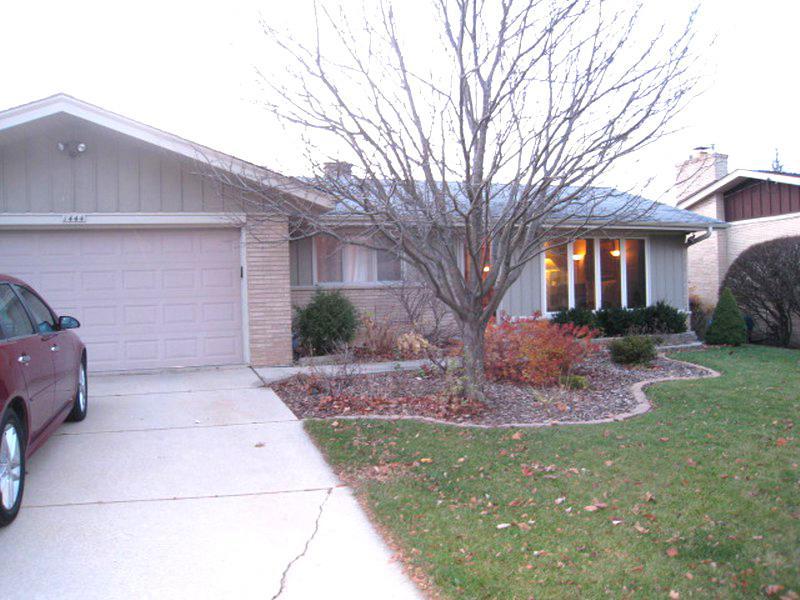 1444 Spring Valley Dr., Racine, WI 53405