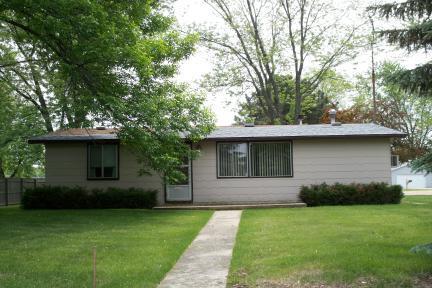 9529 Caddy Ln., Caledonia, WI 53108