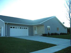 2201 Summit St., Manitowoc, WI 54220