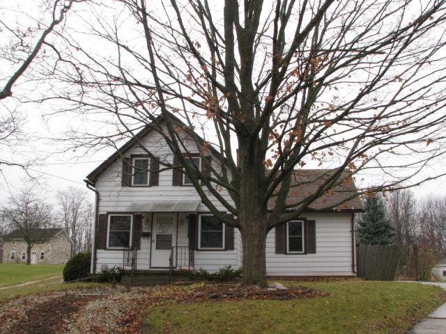 1406 Fond Du Lac St., West Bend, WI 53090